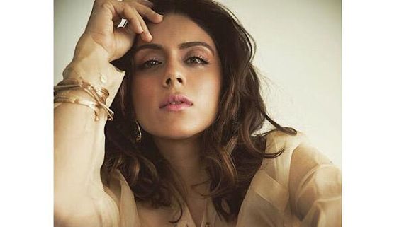 Zoa Morani Shares Health Update After Testing Positive For COVID-19: ‘Medicines Are Working’