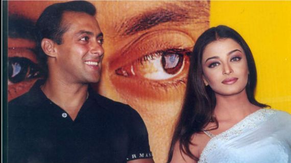 PICTURES: Assault By Salman Khan Or An Accident? When Aishwarya Rai Showed Up With A Fractured Hand 