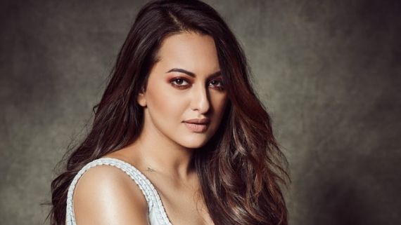 Sonakshi Sinha Extends Her Support To Raise Money For PPE Kits For Healthcare Workers!