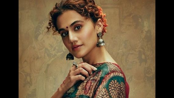 Taapsee Pannu Supports Gulabo Sitabo And Shakuntala Devi’s Digital Release! 