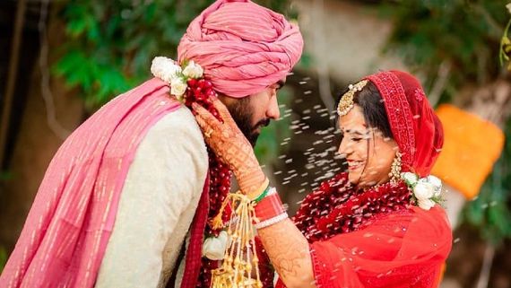 Mona Singh Reveals How Husband Shyam Proposed Her; Says It's Quarantine Honeymoon For Them!