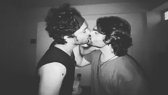 Sidhu Jonnalagadda & Krishna And His Leela Director Ravikanth Perepu’s Kissing Photo Goes Viral!