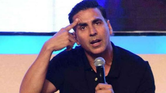 Priyanka Chopra's Ex-Manager Prakash Jaju Abuses Akshay Kumar; Calls Him The Biggest Selfish Person