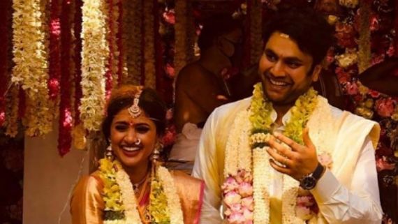 Shalini Vadnikatti Gets Hitched To Filmmaker Manoj Beedha; Pictures Go Viral!