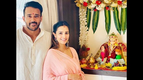 Anita Hassanandani's Fans Speculate About Her Pregnancy After They Spot Baby Bump In A Video!
