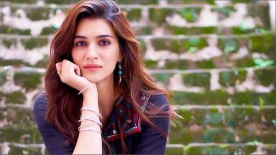 Kriti Sanon Pens Poem About Patience; Says 'Truth Is Like The Sun, Its Always There'