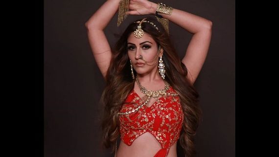 Surbhi Chandna On Saying Yes To Naagin 5: I Had To Come Out Of My Comfort Zone And Experiment