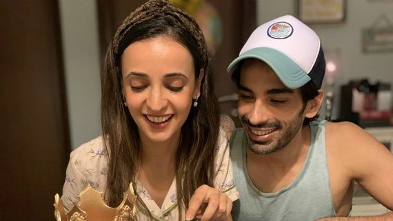 Mohit Sehgal Pens An Adorable Note For Wife Sanaya Irani On Her Birthday, Shares Celebration Pics!