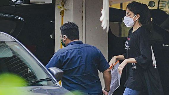 NCB Arrests Rhea Chakraborty; Netizens Are Bifurcated Yet Again