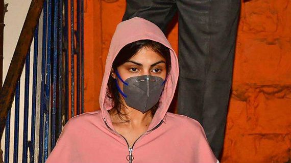 Sonam Kapoor, Zoya Akhtar, Anurag Kashyap And Others Write An Open Letter To Media