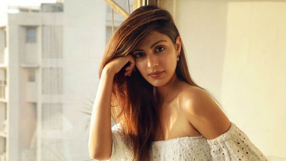 Rhea Chakraborty Ready For Arrest, No Anticipatory Bail, Says Lawyer