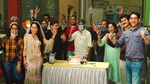 Bhabiji Ghar Par Hain Completes 1400 Episodes, Binaiferr Kohli Calls It A 'Joyful Day'