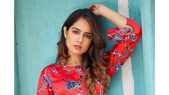 Malvi Malhotra Undergoes Plastic Surgery; Says It Might Take 2-3 Months Before She's Alright