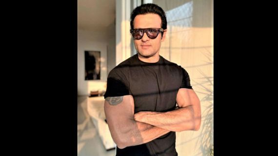Rohit Roy: People Told Me That I Have Potential To Overthrow Shah Rukh Khan; I Became More Arrogant
