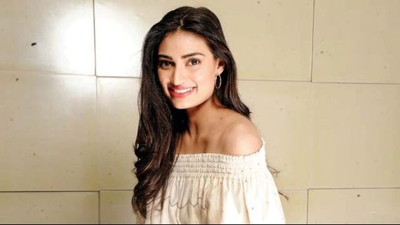 Athiya Shetty Says Her B'Day Celebrations Will Be Quiet, Hopes The World Rids Itself Of Suffering
