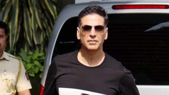 Akshay Kumar Files Rs 500 Crore Defamation Suit Against YouTuber Who Claimed He Helped Rhea Escape