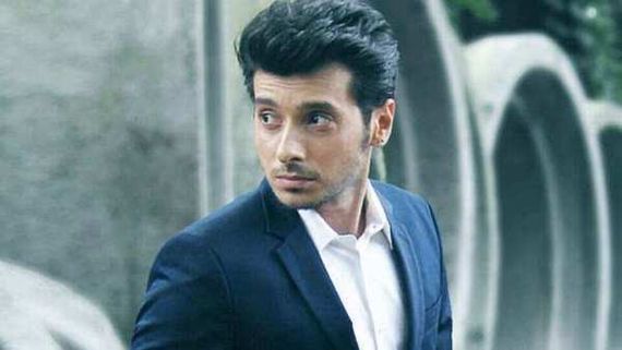 Divyenndu Sharmaa Says It Is Idiotic To Talk About Censorship On OTT