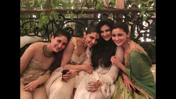 Ahead of Diwali 2020, We Look Back At Epic Inside Pictures From Various Bollywood Diwali Parties