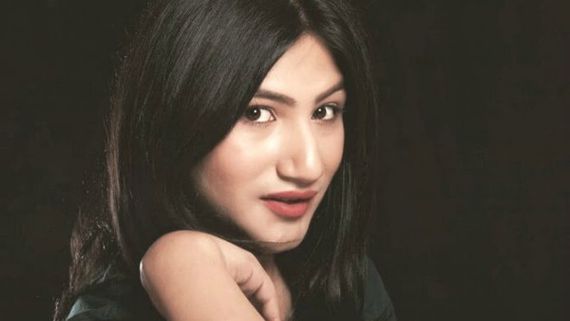 FIR Fame Actress Mahika Sharma Lauds 'National Ayurveda Day' On Dhanteras