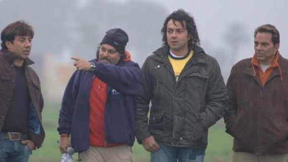 Dharmendra's 85th Birthday: Director Anil Sharma Shares A Throwback Pic From Sets Of Apne