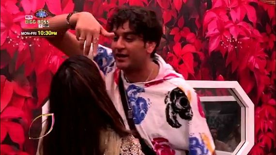 Bigg Boss 14 December 14 Highlights: Vikas Gupta Gets Eliminated After Pushing Arshi Khan Into The Pool