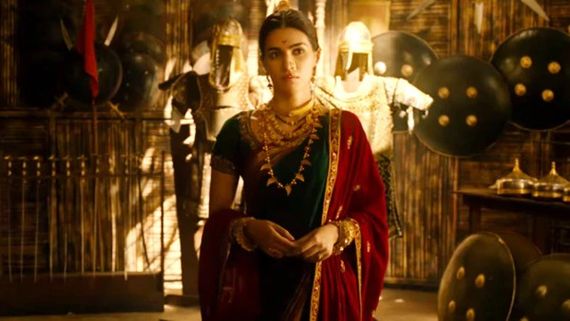 1 Year Of Panipat: Kriti Sanon Thanks Director Ashutosh Gowarikar For Having A Woman Narrate War Film