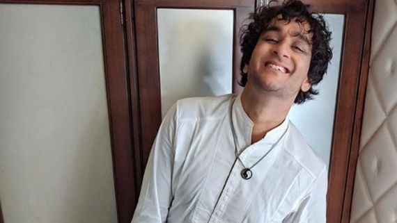 Vikas Gupta Shares Post With A Positive Message; Says ‘Reach The Stars But You Gotta Trust Yourself And Fly’