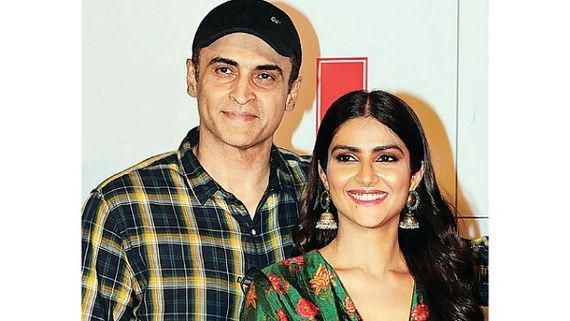 Mohnish Bahl Distinguishes Between Nepotism And Privilege, Says Daughter Pranutan Bahl Is Still Struggling