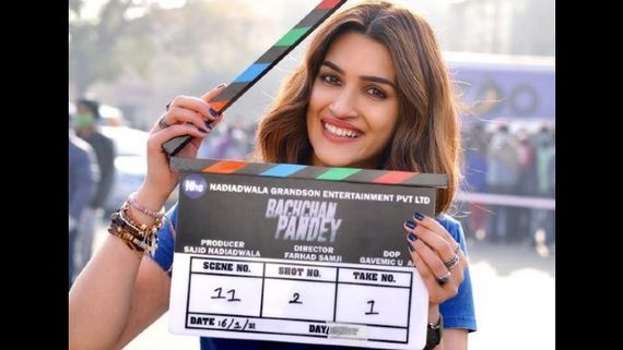 Akshay Kumar-Kriti Sanon's Bachchan Pandey Goes On Floors In Jaisalmer; See Pictures