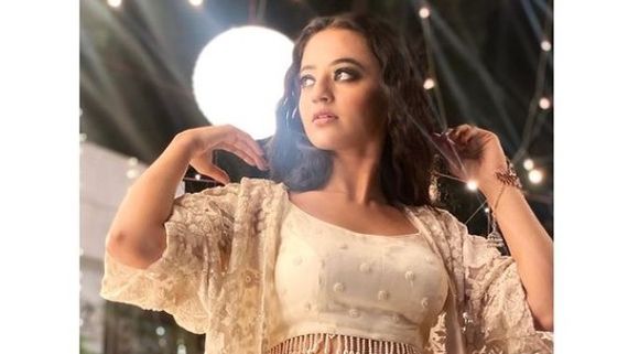 Helly Shah On Her Break: People Assumed I'd Become Pricey And Choosey, Spread Wrong Information About Me