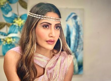 Surbhi Chandna Is A Sight For Sore Eyes As She Brings Back The Retro Glam