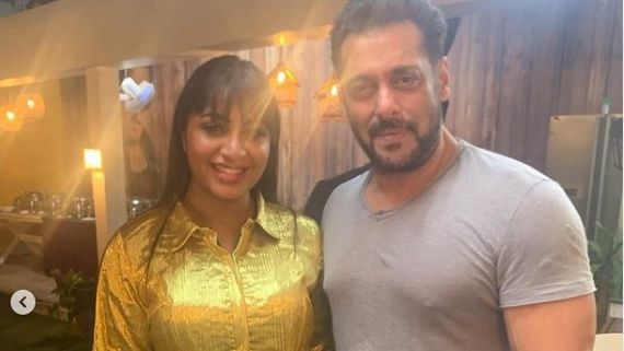 Arshi Khan Reveals Salman Khan's Hilarious Reaction To Her Lady Gaga Inspired Bigg Boss 14 After-Party Dress