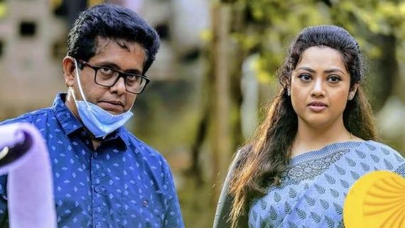 Drishyam 2: Meena Gets Trolled For Her Make-Up In The Movie; Jeethu Joseph Reacts