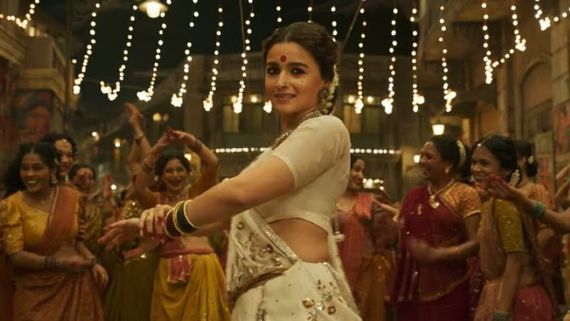 Gangubai Kathiawadi Teaser: Alia Bhatt Looks Captivating As Gangubai In Sanjay Leela Bhansali's Film