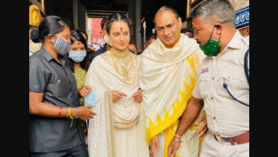 Kangana Ranaut Visits  Puri Jagannath Temple; Says Whole Place Has A Healing Sweetness 