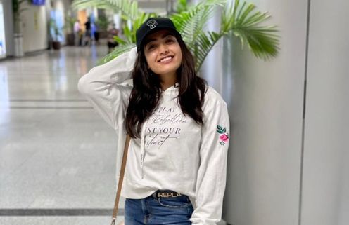 Rashmika Mandanna Heads To Hyderabad For The Next Shoot Schedule Of Pushpa!