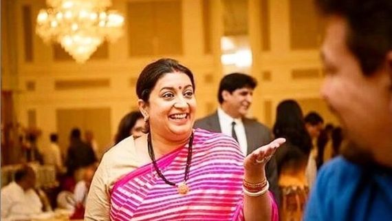 Smriti Irani Prefers Desi Tommy Over #Pawri; Asks People to Leave 'Pawri' & Think About Shehnaaz's Feeling