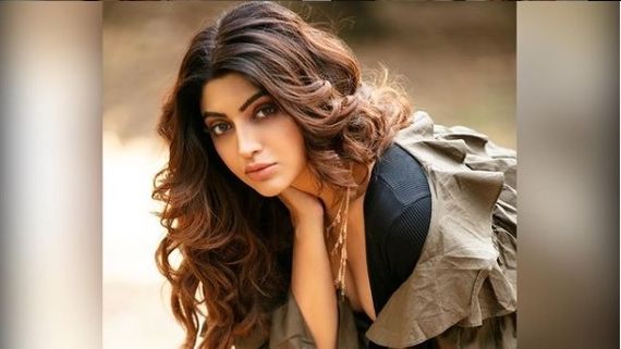 Akanksha Puri Reveals Real Reason For Quitting Vighnaharta Ganesh; Talks About Digital Debut With Randeep