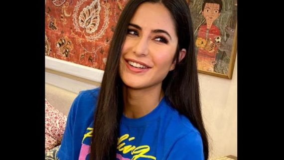 Katrina Kaif Shares Her Childhood Picture During Her Chat Session And It’s Too Adorable To Miss