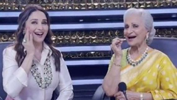 Madhuri Dixit And Waheeda Rehman Charm Everyone As They Perform On Paan Khaye Saiyaan Humaro, WATCH