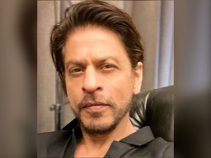 Shah Rukh Khan Becomes The Highest Paid Actor In India, Here's How Much He Is Charging For Pathan