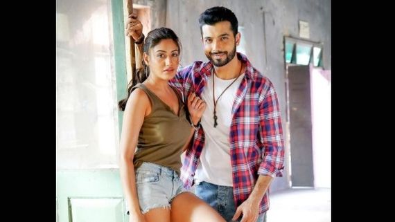 Surbhi Chandna & Sharad Malhotra Talk About Their Experience Shooting For Music Video Bepanah Pyaar