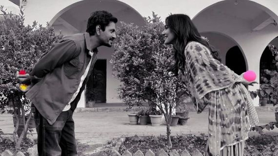 'Jogira Sara Ra Ra!' Actors Nawazuddin Siddiqui & Neha Sharma Spread Cheer With An Important Message This Holi