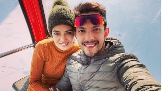 Aditya Narayan & Shweta Agarwal Test Positive For COVID-19; Indian Idol Makers Looking Out For Replacement?