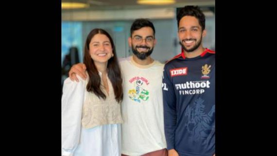 Anushka Sharma And Virat Kohli Strike A Happy Pose With Cricketer Mohammed Azharuddeen