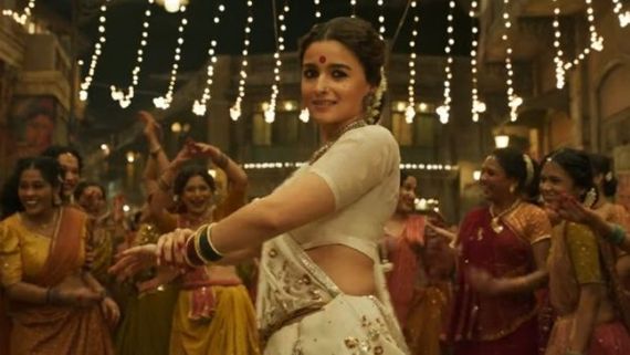 Alia Bhatt-Sanjay Leela Bhansali's Gangubai Kathiawadi Heading For An OTT Release?