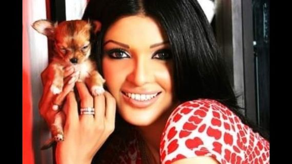 Koena Mitra Clarifies Her Cosmetic Surgery Didn't Go Wrong; 'It Was My Body's Reaction To That Surgery'