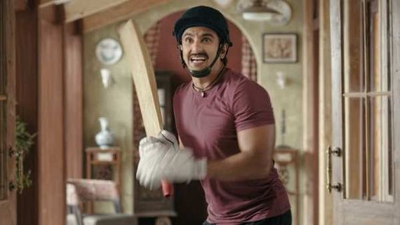 Ranveer Singh's Marathi Avatar In Latest Clip Bowls Over Internet!