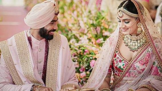 Jasprit Bumrah’s Comment On Wife Sanjana Ganesan’s Post Screams Couple Goals 