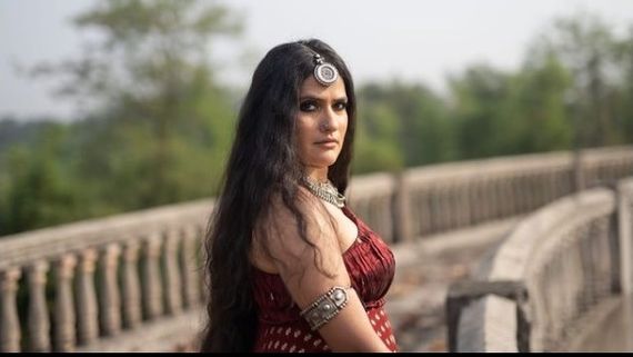 Sona Mohapatra Finds Rekha Sparkling But Calls Indian Idol A Sad Reality Show